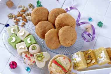 Traditional Arabic sweets and cakes